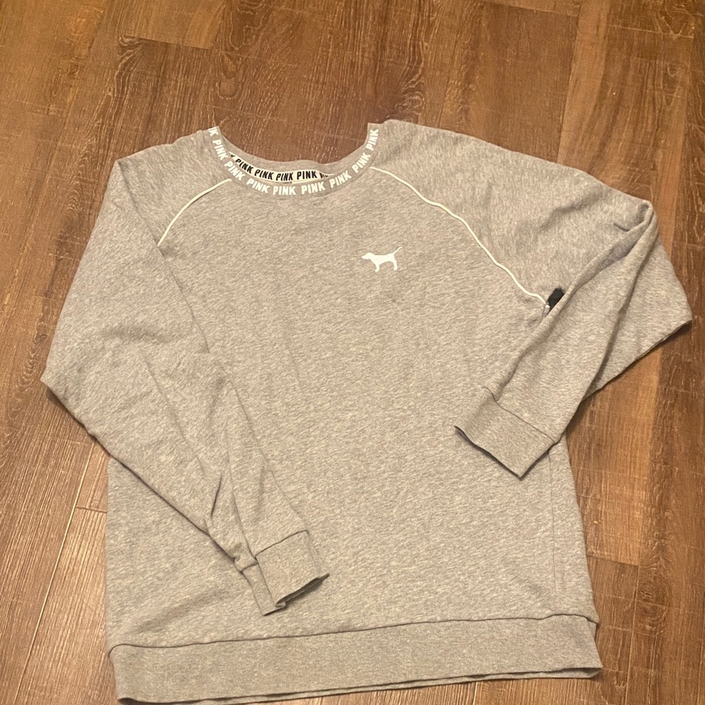 PINK Victoria's Secret Heather Gray Crewneck soft pullover size medium